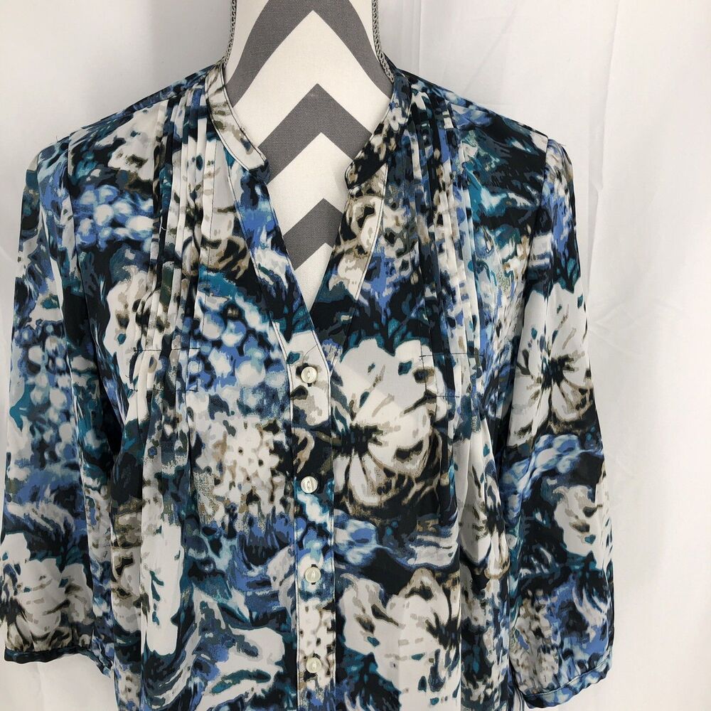 IZOD Blue White Floral Button Up Pin Tuck Pleated Blouse3/4 Sleeves Small